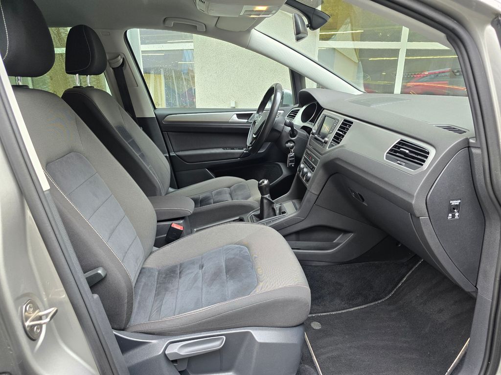 Volkswagen Golf Sportsvan