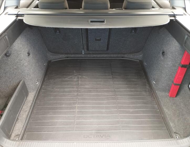 Škoda Octavia 16