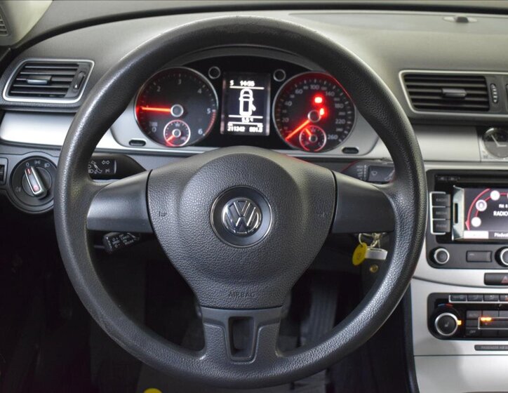 Volkswagen Passat Kombi 2,0 l 103 kw