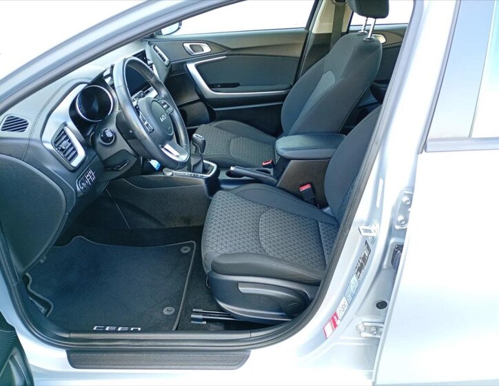 KIA Ceed Hatchback 998,0 73 kw