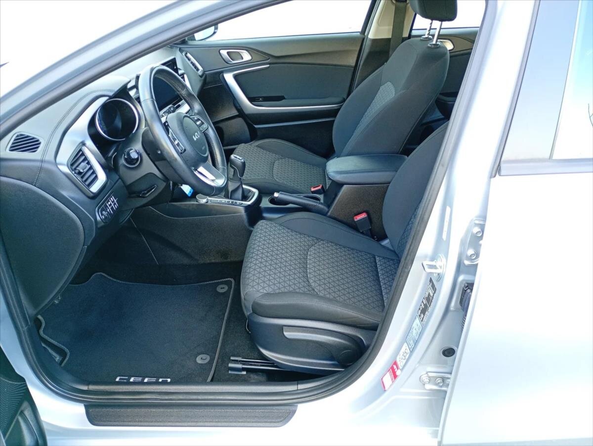KIA Ceed Hatchback 998,0 73 kw