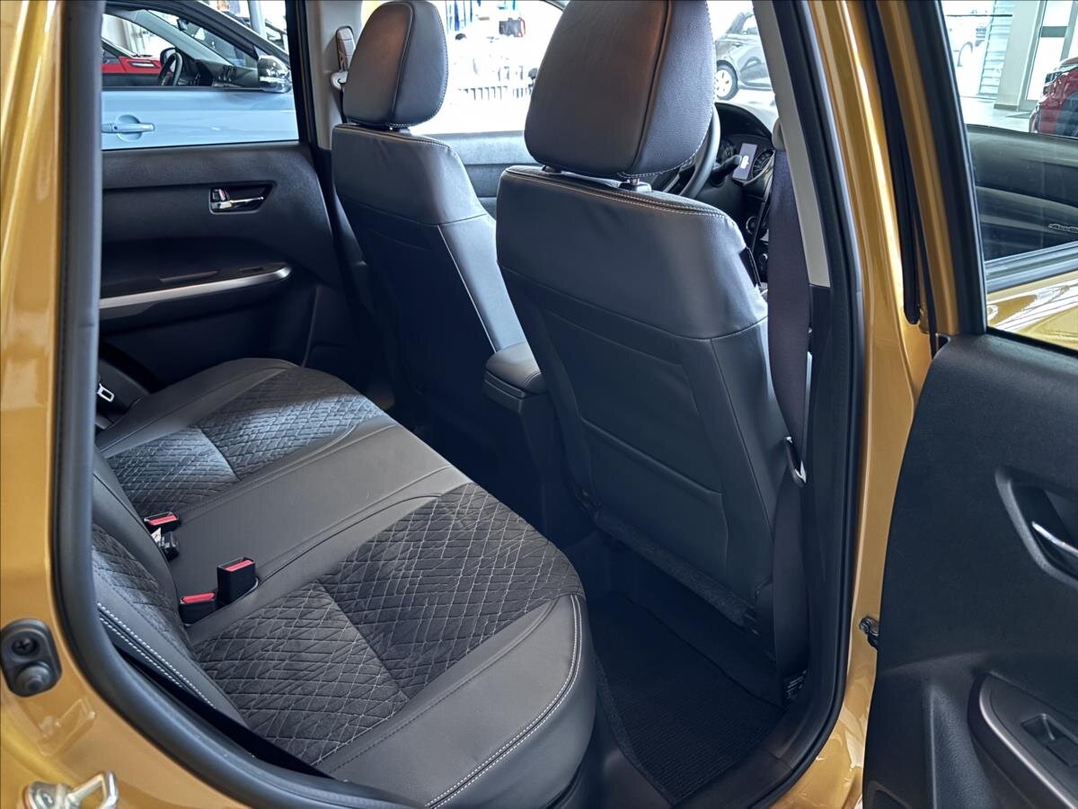 Suzuki Vitara SUV / Terénní 1,4 l 81 kw