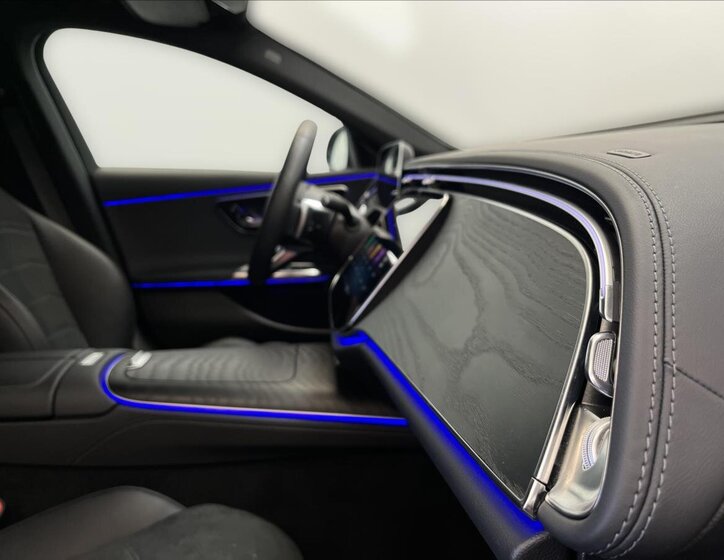 Mercedes-Benz Třídy E Kombi 2,0 l 145 kw