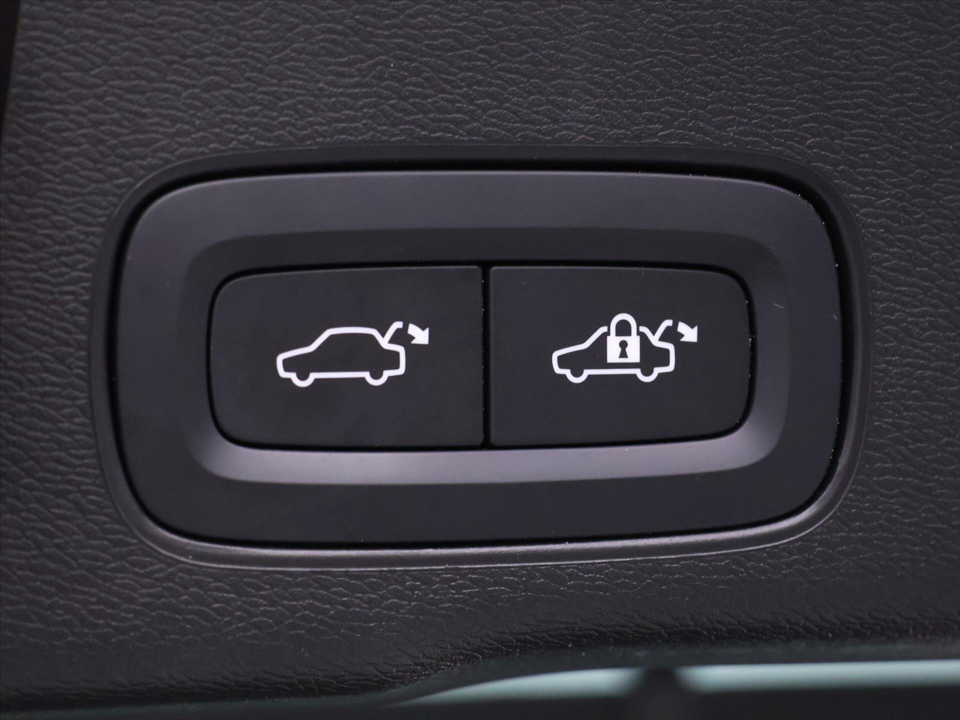 Volvo XC60 SUV 2,0 l 183 kw