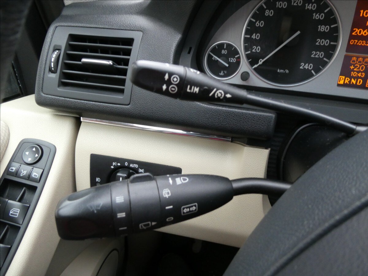 Mercedes-Benz Třídy B Hatchback 2,0 l 80 kw