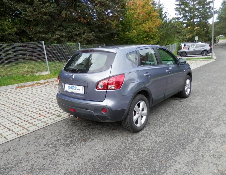 Nissan Qashqai Kombi 2,0 l 110 kw