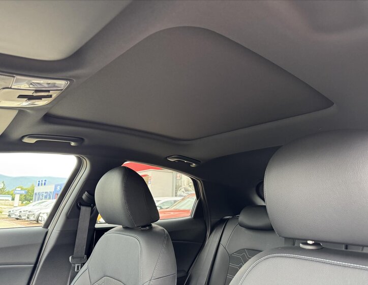 KIA XCeed CUV 1,6 l 132 kw