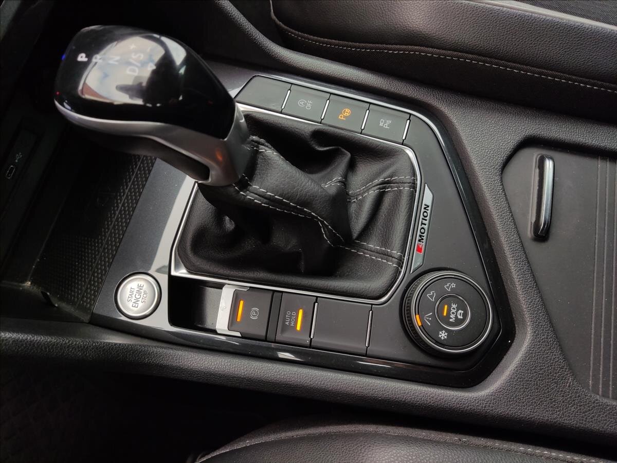Volkswagen Tiguan SUV / Terénní 2,0 l 110 kw