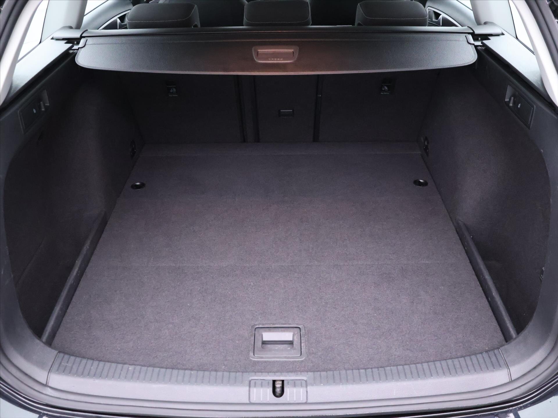 Volkswagen Golf Kombi 999,0 81 kw