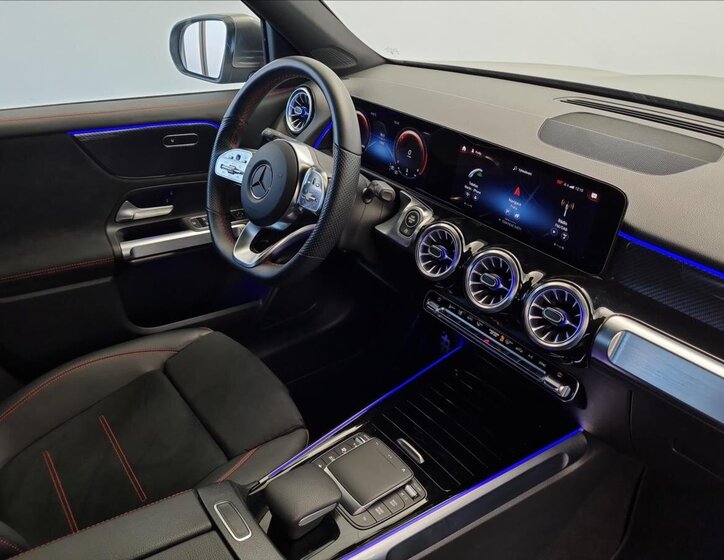 Mercedes-Benz GLB 18