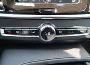 Volvo V90 25