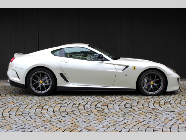 Ferrari 599