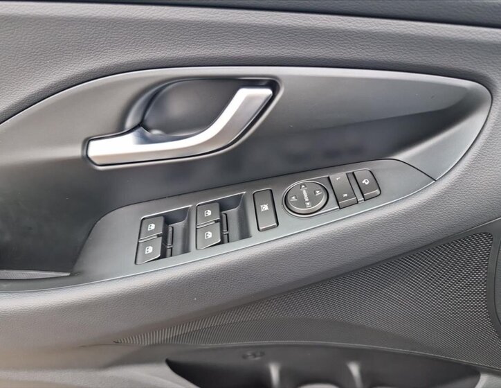 Hyundai i30 Kombi 1,5 l 70 kw