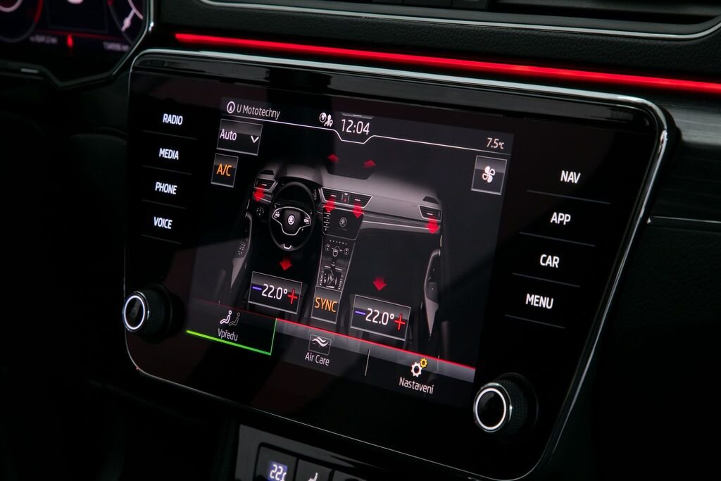 Škoda Superb Kombi 2,0 l 110 kw