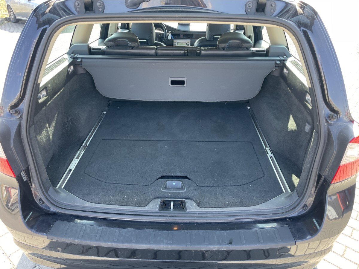 Volvo V70 Kombi 2,4 l 136 kw