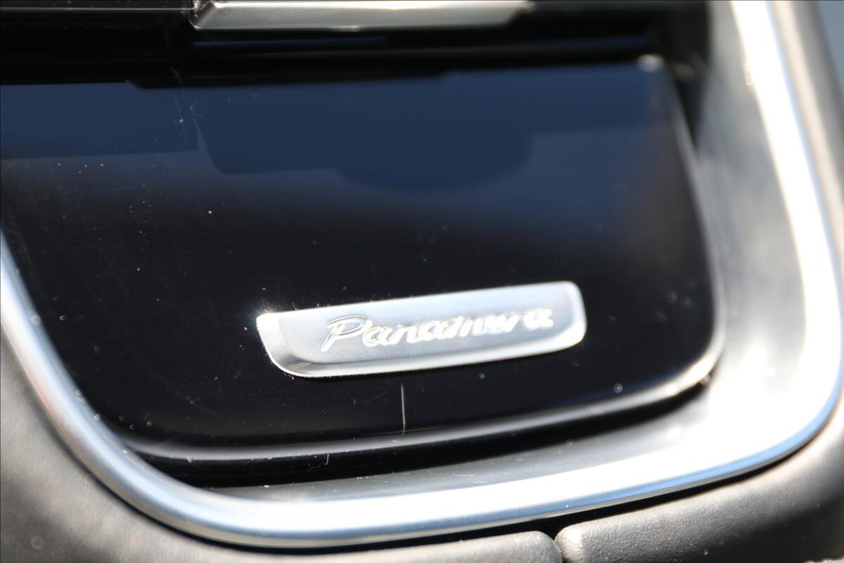 Porsche Panamera Hatchback 2,9 l 243 kw