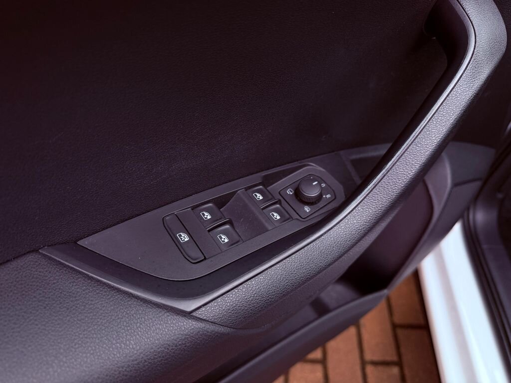 Škoda Karoq SUV / Terénní 2,0 l 85 kw