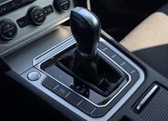 Volkswagen Passat 30