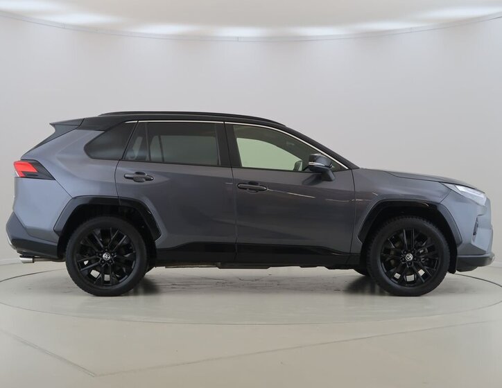 Toyota RAV4 SUV 2,5 l 131 kw