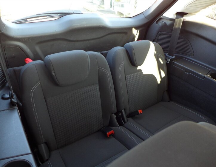 Ford Grand C-MAX Kombi 1,5 l 88 kw