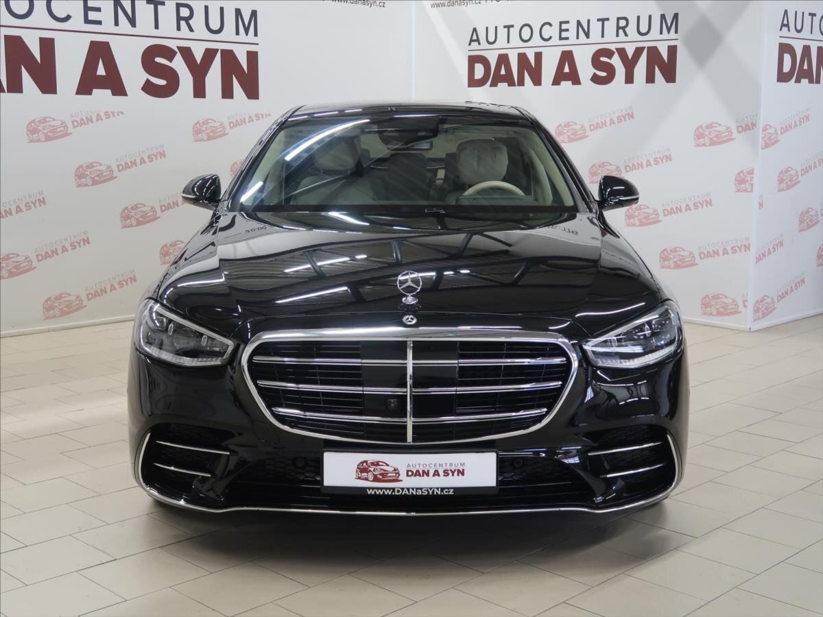 Mercedes-Benz Třídy S Sedan 3,0 l 230 kw