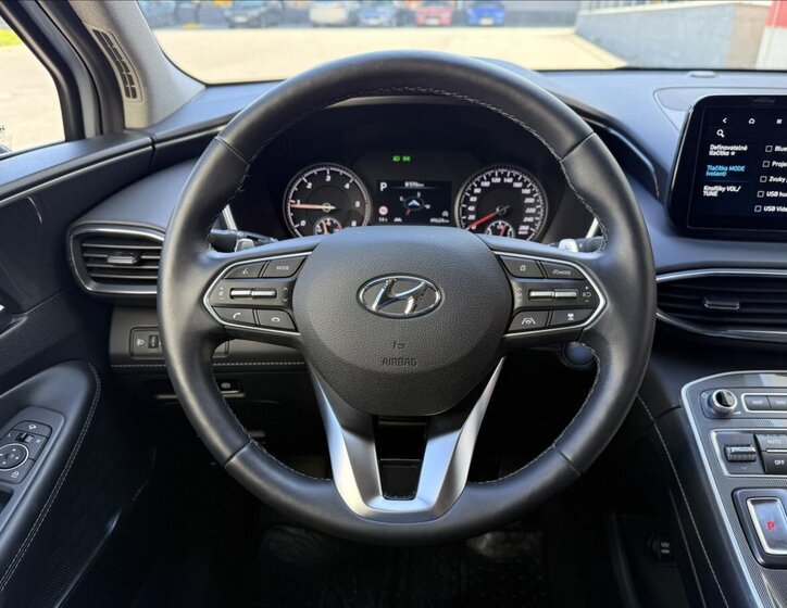 Hyundai Santa Fe SUV / Terénní 2,2 l 142 kw