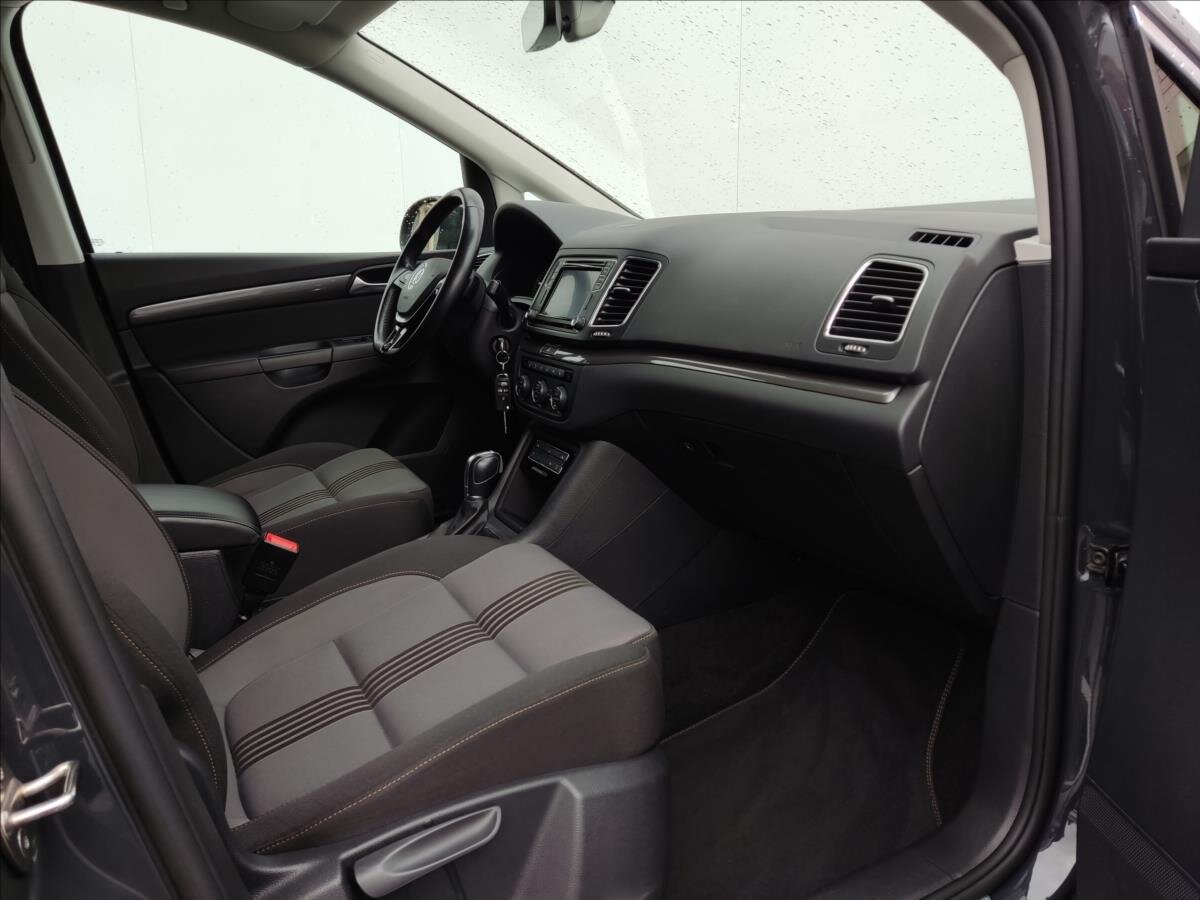 Volkswagen Sharan MPV 2,0 l 110 kw