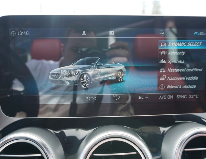 Mercedes-Benz Třídy C Kabriolet 2,0 l 190 kw