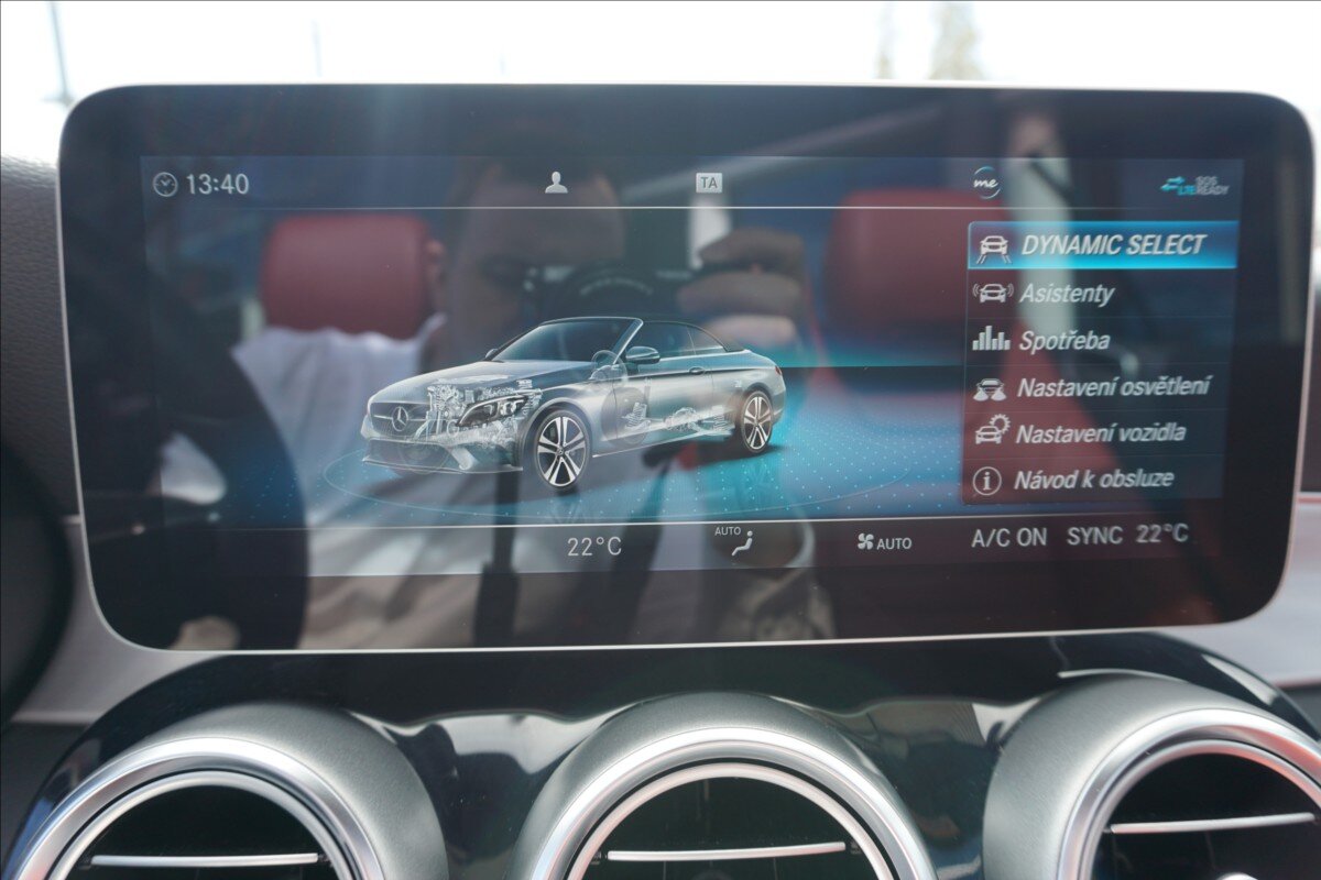 Mercedes-Benz Třídy C Kabriolet 2,0 l 190 kw