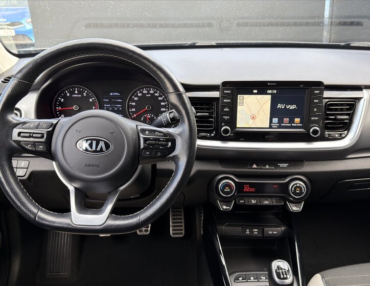 KIA Stonic SUV / Terénní 1,4 l 73 kw