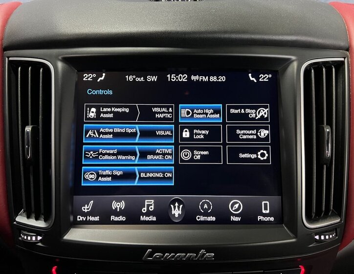 Maserati Levante SUV / Terénní 3,0 l 316 kw