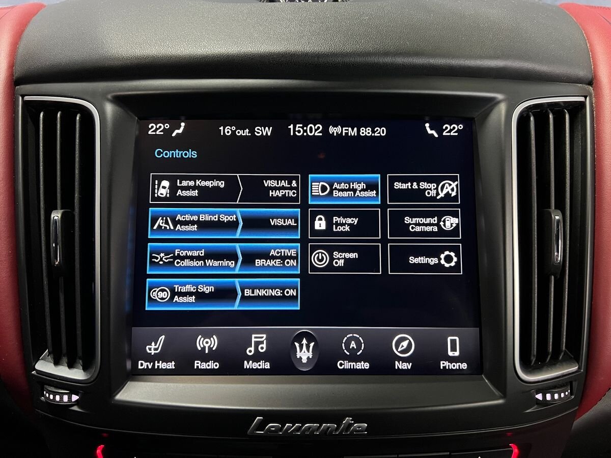 Maserati Levante SUV / Terénní 3,0 l 316 kw