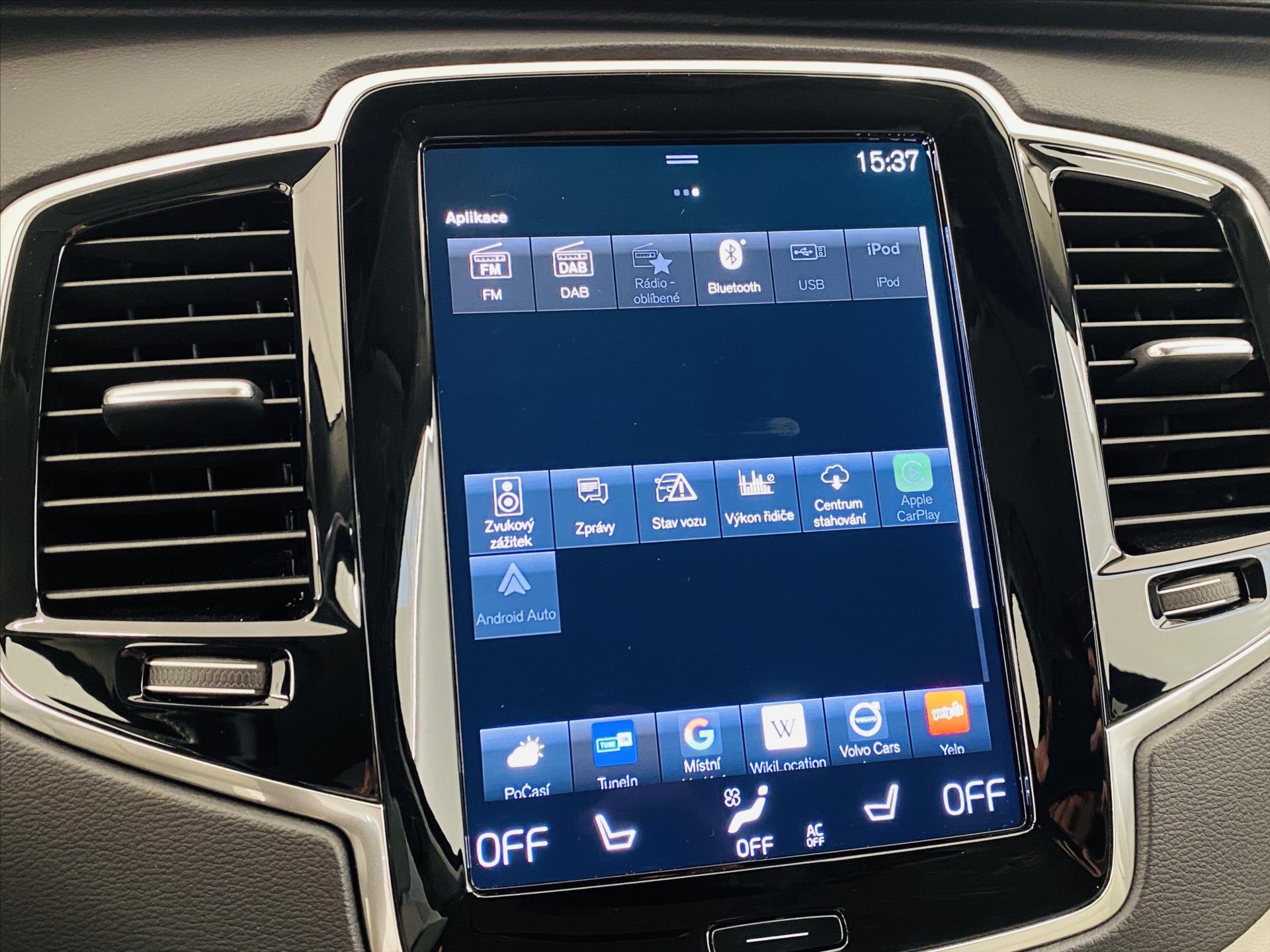 Volvo XC90 SUV / Terénní 2,0 l 173 kw