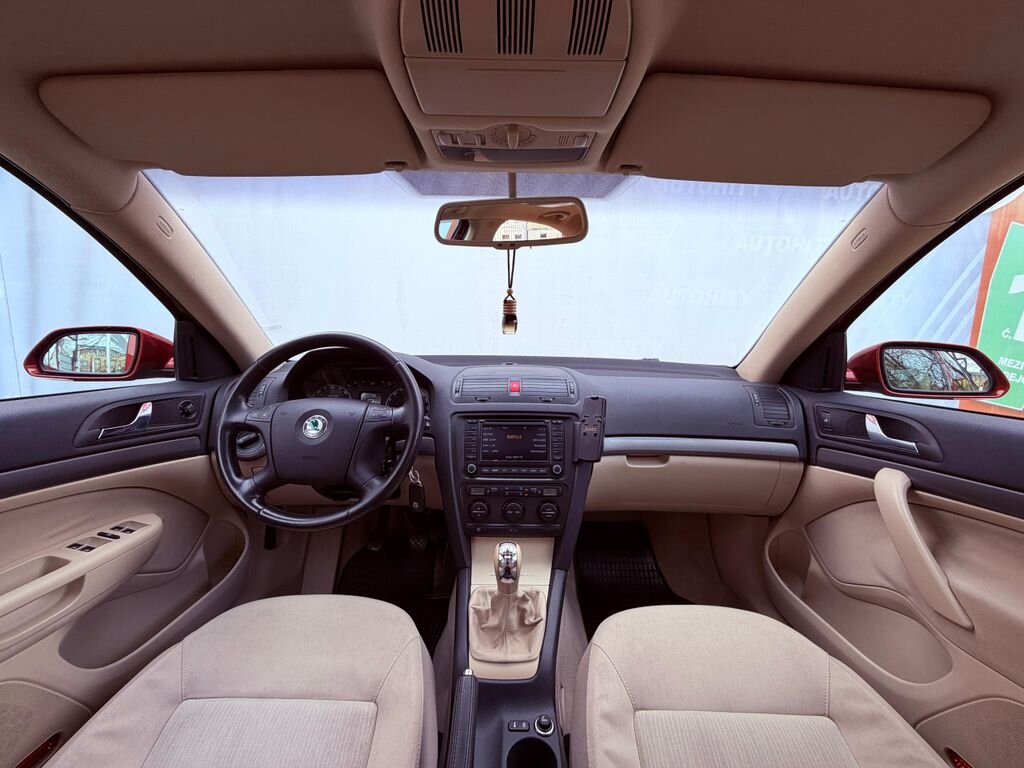 Škoda Octavia Liftback 2,0 l 103 kw