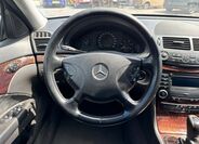 Mercedes-Benz Třídy E 8