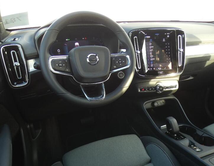 Volvo XC40 5