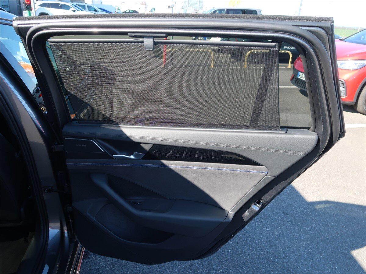 Volkswagen Passat Kombi 1,5 l 130 kw