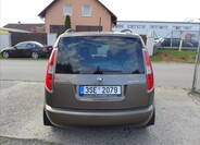 Škoda Roomster 7
