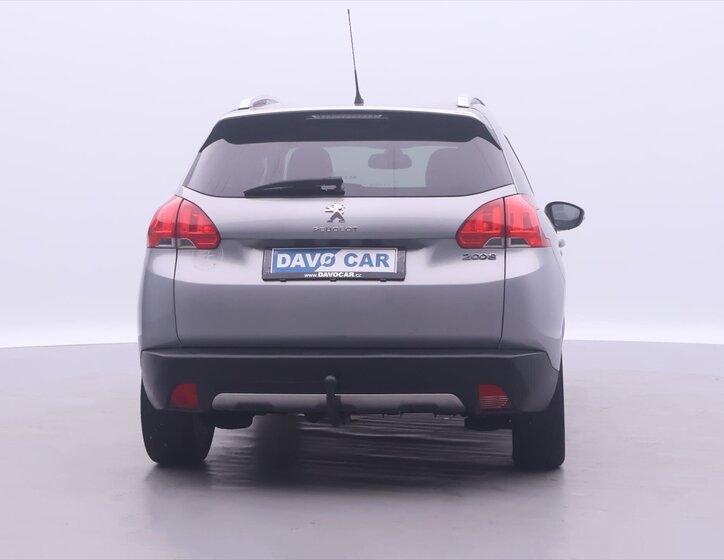 Peugeot 2008 SUV 1,2 l 81 kw