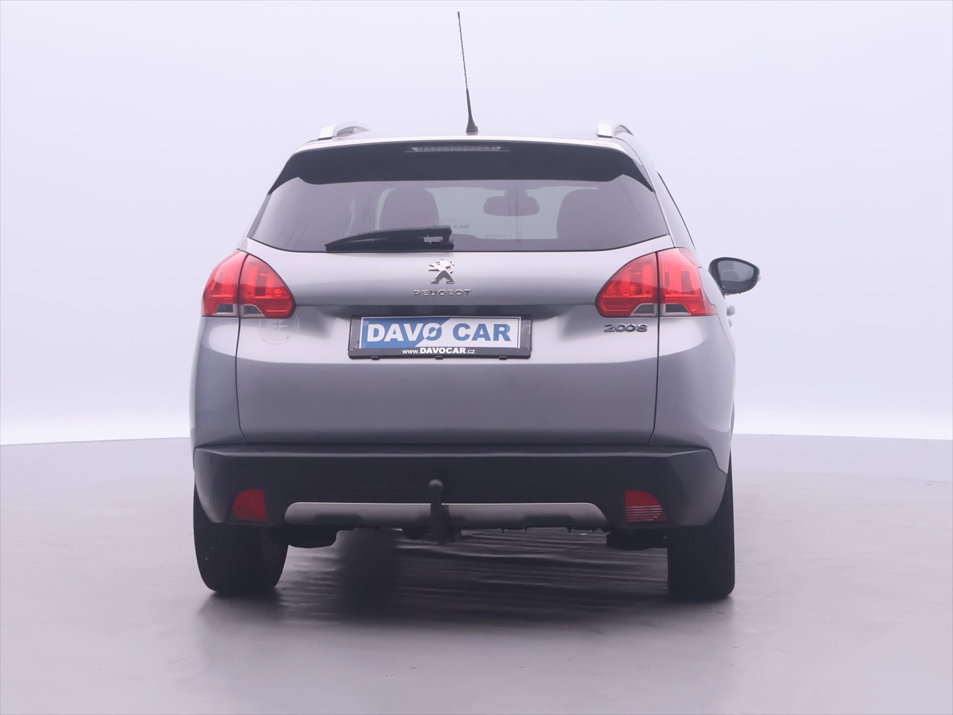 Peugeot 2008 SUV 1,2 l 81 kw