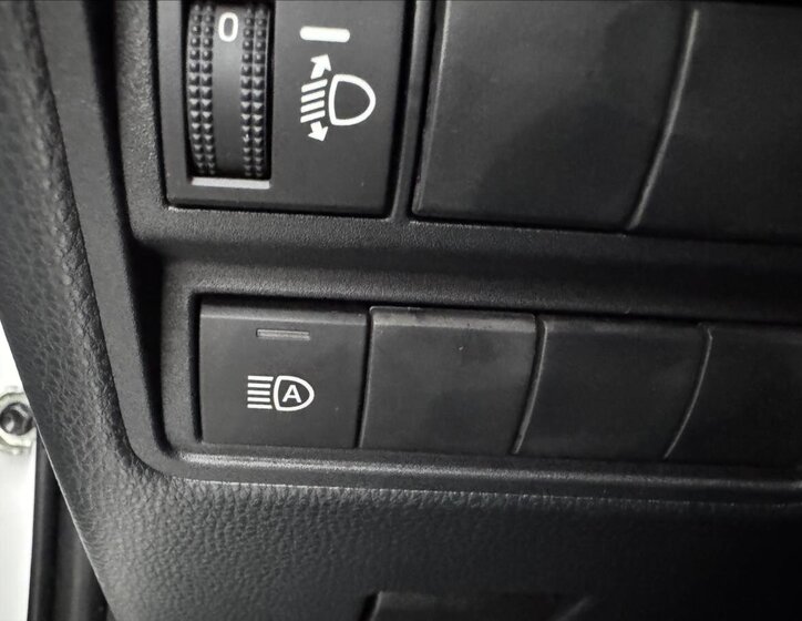 Toyota Yaris Hatchback 1,5 l 92 kw