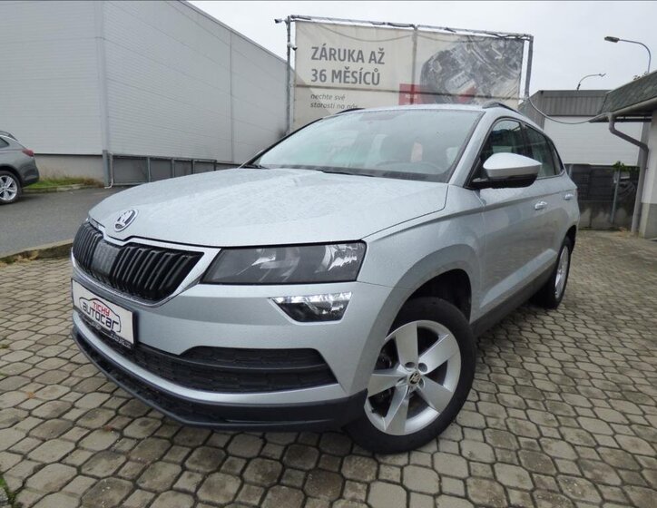 Škoda Karoq SUV / Terénní 999,0 85 kw