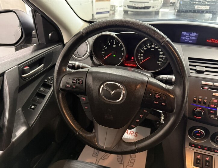 Mazda 3 Hatchback 1,6 l 77 kw