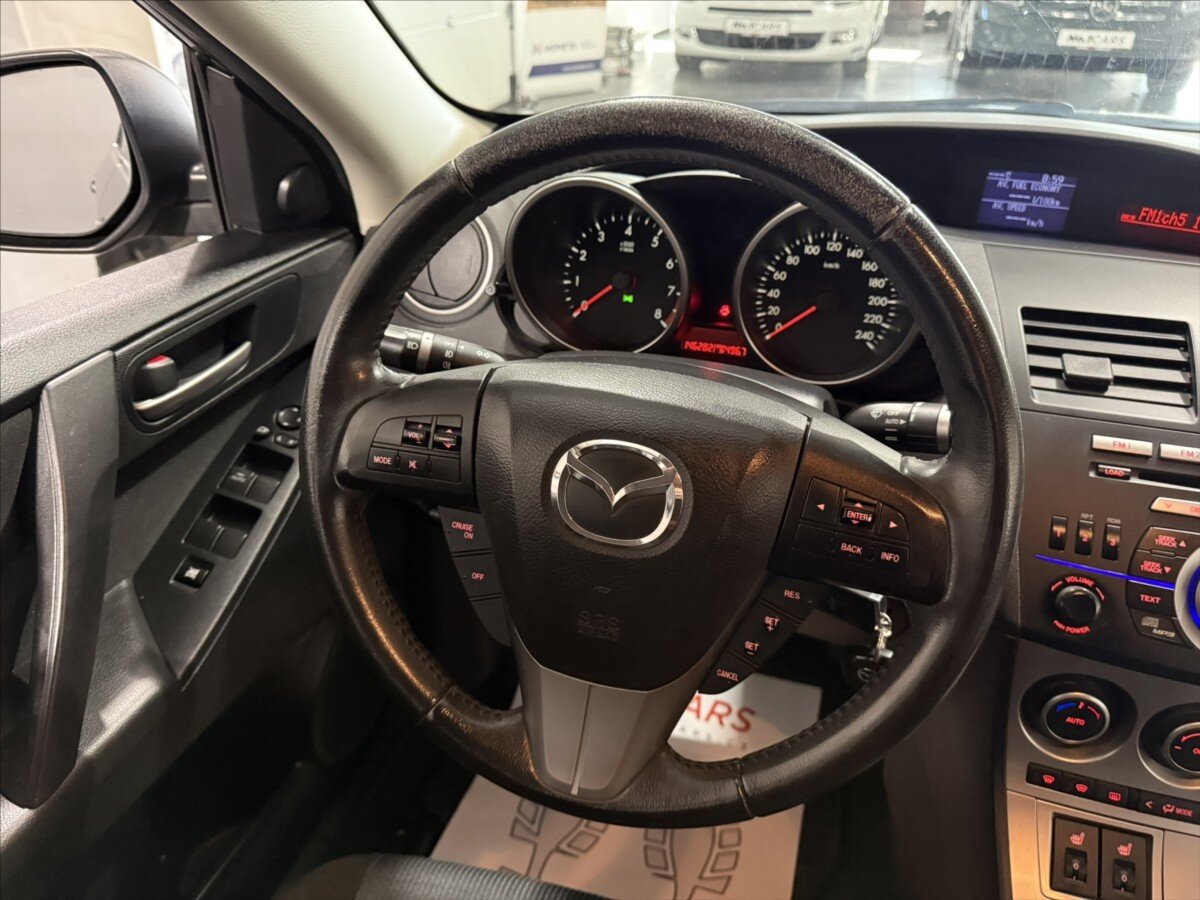 Mazda 3 Hatchback 1,6 l 77 kw