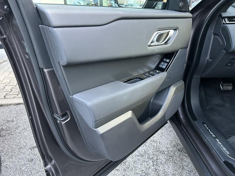 Land Rover Range Rover Velar SUV 3,0 l 221 kw