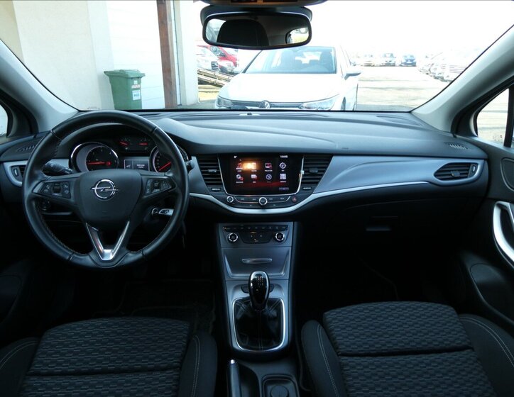 Opel Astra Hatchback 1,6 l 81 kw