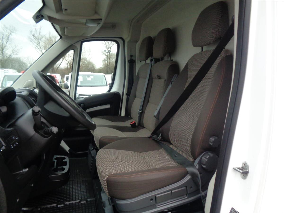 Peugeot Boxer Ostatní 2,2 l 121 kw