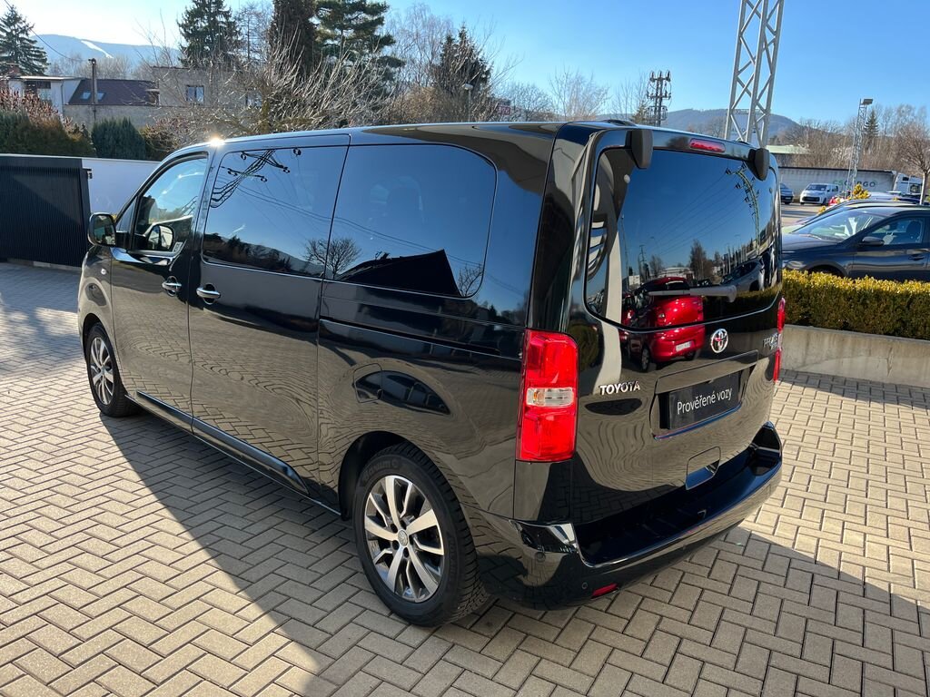Toyota ProAce Verso VAN / Minibus 2,0 l 130 kw