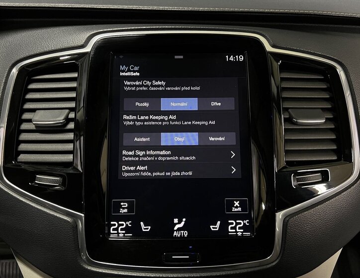 Volvo XC90 SUV 2,0 l 173 kw