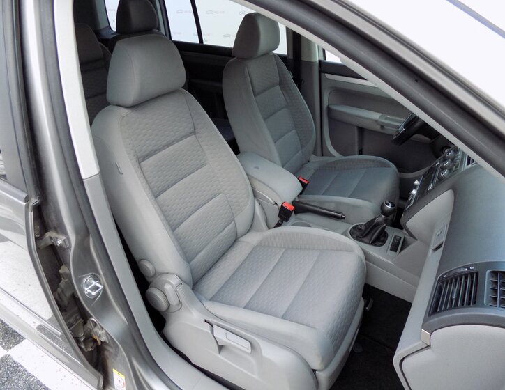 Volkswagen Touran Ostatní 2,0 l 103 kw